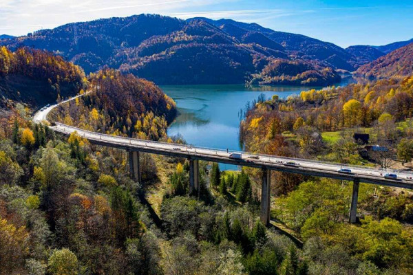 Descoperiti valea Siriului